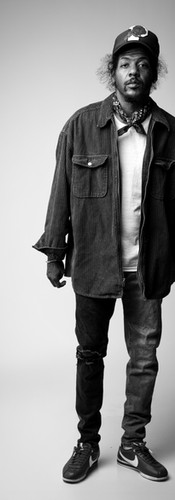 On September 23, RoseParade brings his energy to Important Ears Only, a stage built for talent, storytelling, and community. His performances balance lyrical precision with laid-back swagger, and while his past collaborations add credibility, it’s his voice, presence, and perspective that stand out. He’s teasing his new single, “Walk on Water,” which further cements his connection to LBC culture while introducing audiences to the next evolution of his sound.