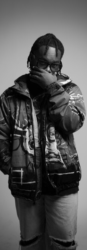 When you talk about Las Vegas artistry that actually moves people—really moves them—you can’t avoid the name ItsRayiGuess. He’s one of those rare artists who can walk into a room full of chaos, pick up a mic, and somehow bring everyone back to center. The city knows it. The people know it. And for anyone still learning, October 24th at The Usual Place will be your introduction to why he’s become one of Las Vegas’ most respected and quietly celebrated wordsmiths.