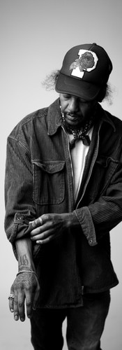 On September 23, RoseParade brings his energy to Important Ears Only, a stage built for talent, storytelling, and community. His performances balance lyrical precision with laid-back swagger, and while his past collaborations add credibility, it’s his voice, presence, and perspective that stand out. He’s teasing his new single, “Walk on Water,” which further cements his connection to LBC culture while introducing audiences to the next evolution of his sound.