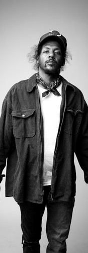 On September 23, RoseParade brings his energy to Important Ears Only, a stage built for talent, storytelling, and community. His performances balance lyrical precision with laid-back swagger, and while his past collaborations add credibility, it’s his voice, presence, and perspective that stand out. He’s teasing his new single, “Walk on Water,” which further cements his connection to LBC culture while introducing audiences to the next evolution of his sound.