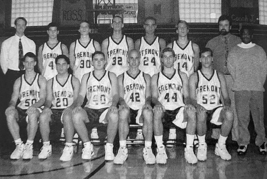 1995-1996 BOYS BASKETBALL team photo.jpg