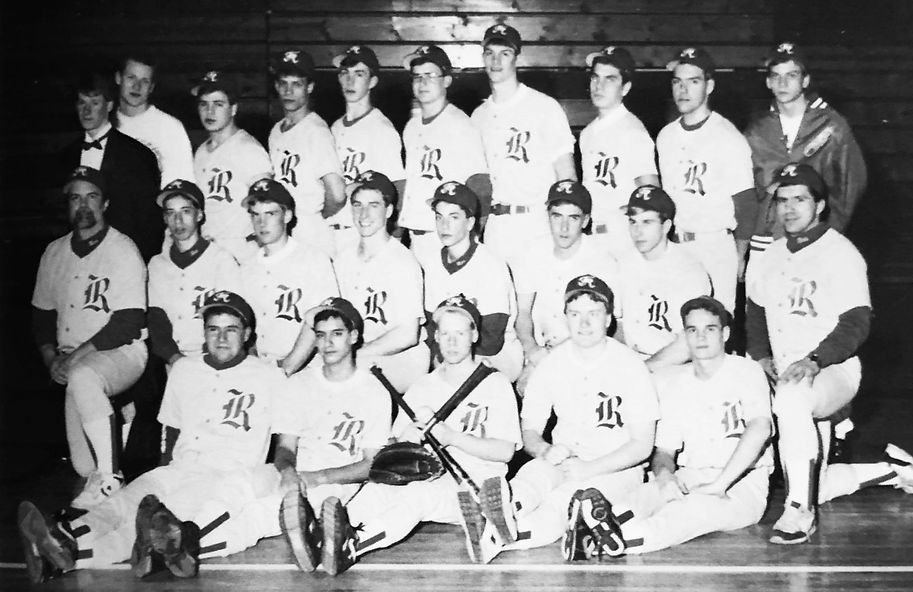 1992 Baseball team.jpg