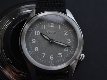 Closer to the Sun in an unbelievable price bracket – Vario 1945 AS-11