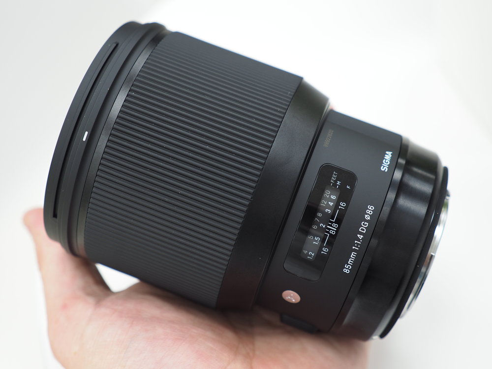 Sigma 85mm f/1.4 DG HSM Art Lens for Canon EF + Filter