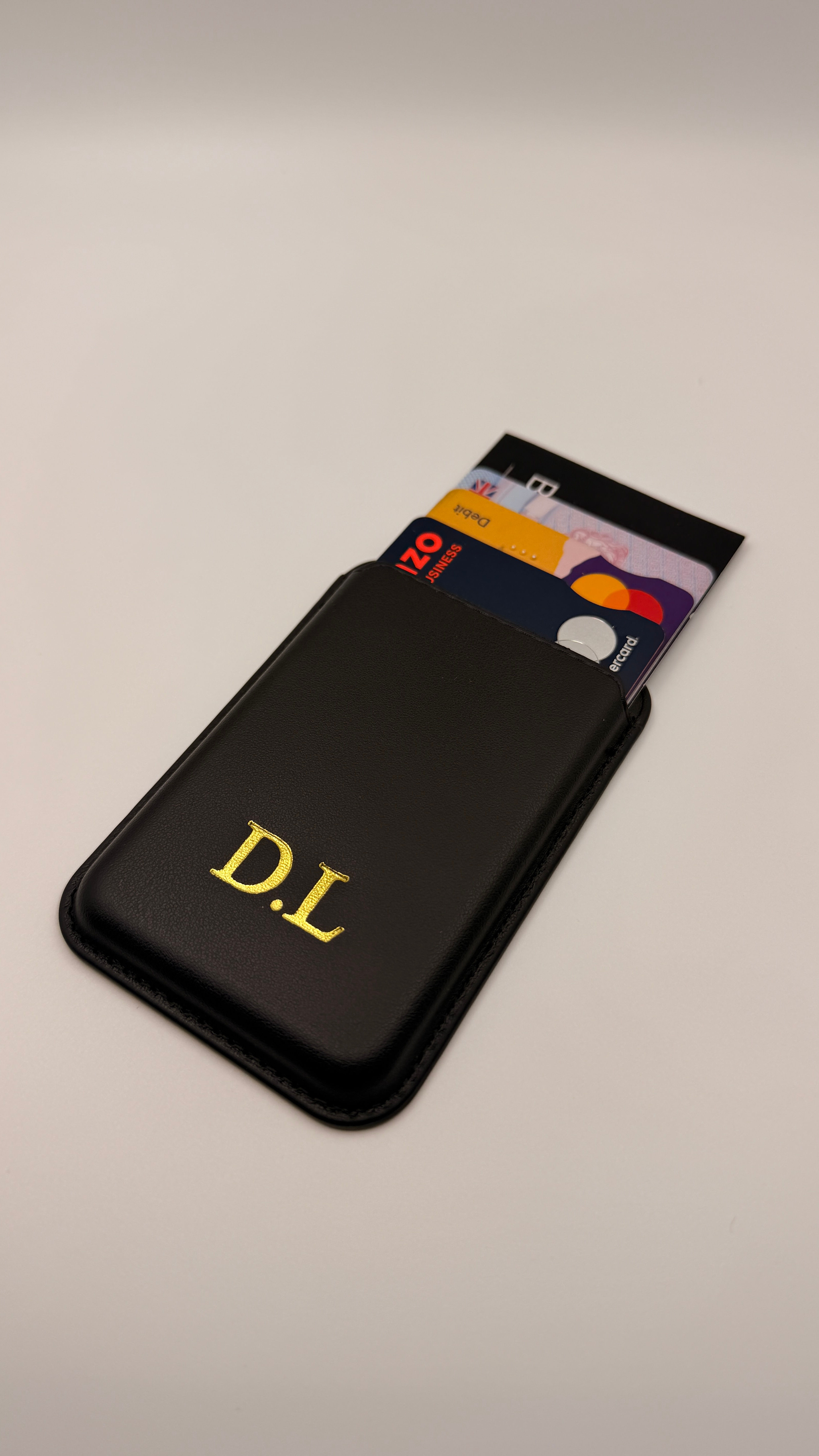 Black Cardholder