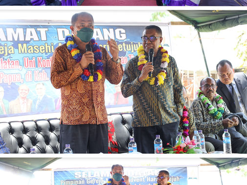 "Kami disini bukan untuk dilayani, tapi untuk melayani" Ungkap Ketua Divisi kepada umat di Nabire.