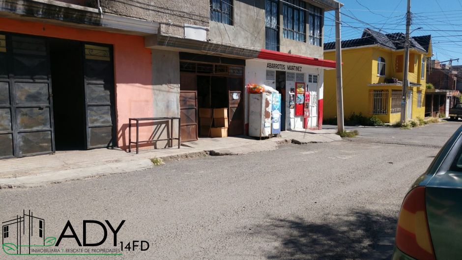 Miniatura: Venta de Propiedad Amplia en Col. División del Norte, Guadalupe, Zac.