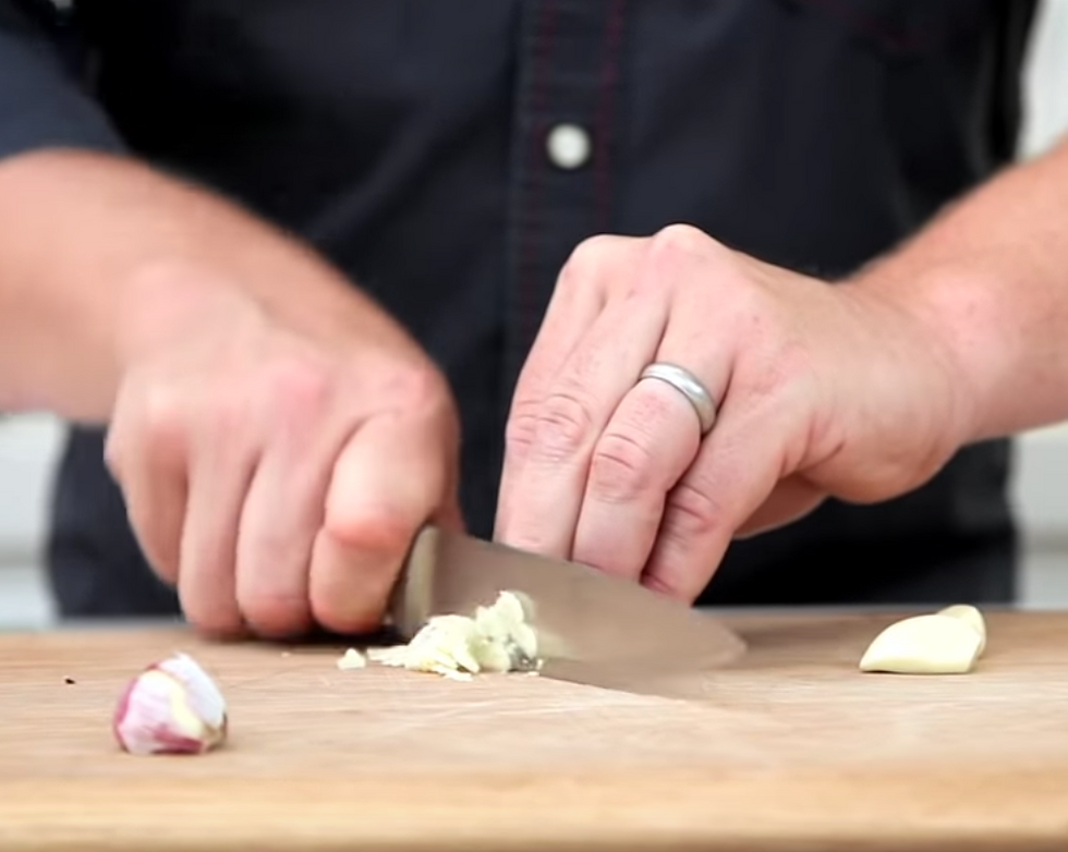 semi thick chopped garlic cloves