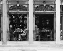 restaurant open windows.jpeg