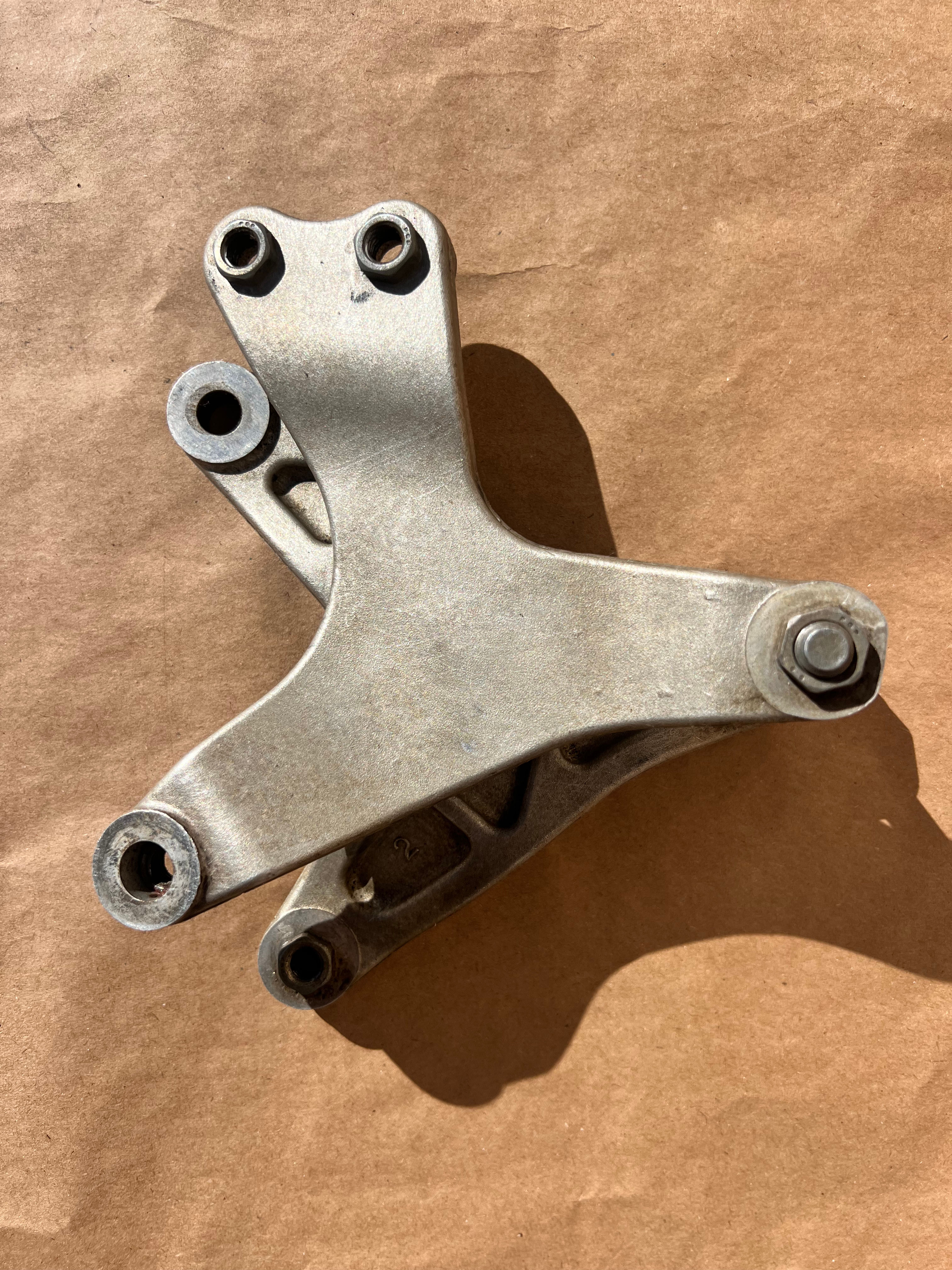 Agarre de motor Yamaha  (usado)