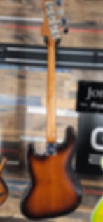 Thumbnail: Olinto 60-62 Jazz bass with stacked pots - Mas Hino