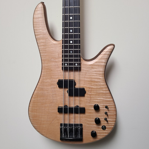 ベース fodera preamp model 2011 ベース fodera preamp model 2011 Fodera Model 2011 preamp w