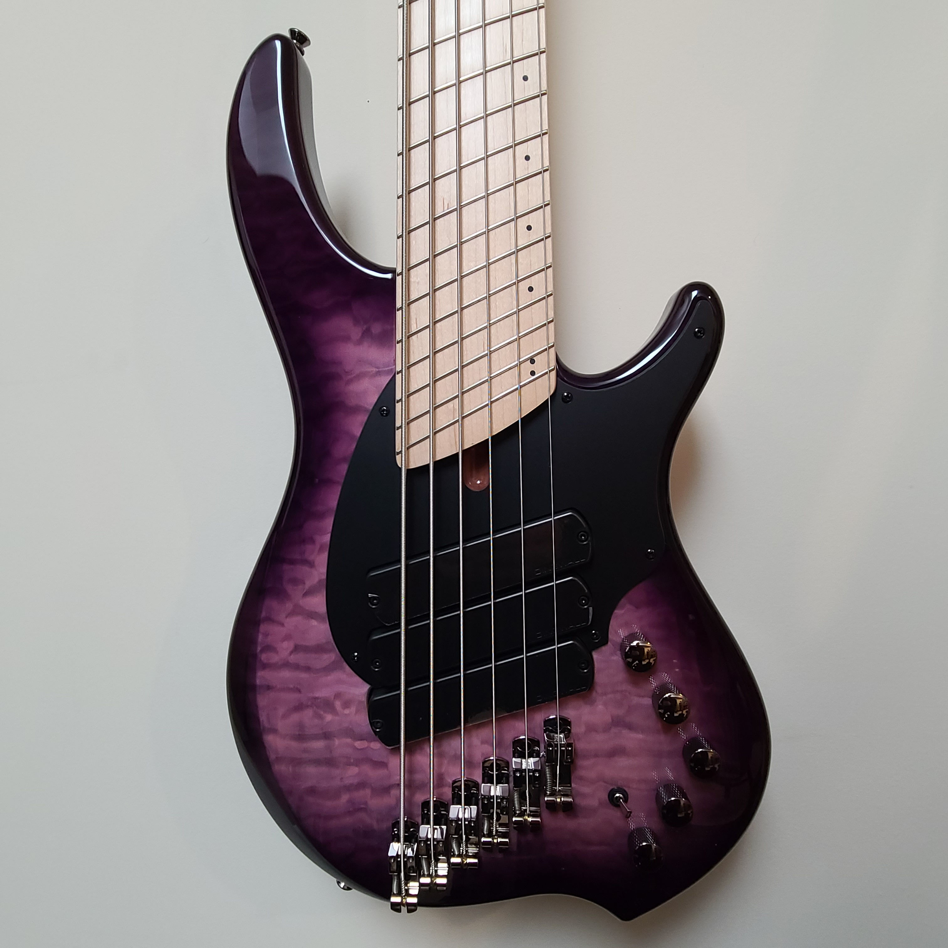Dingwall Combustion 6 - Ultra Violet w/Maple Fretboard