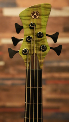 ベース Adamovic Saturn 5 Saturn | Adamovic Basses