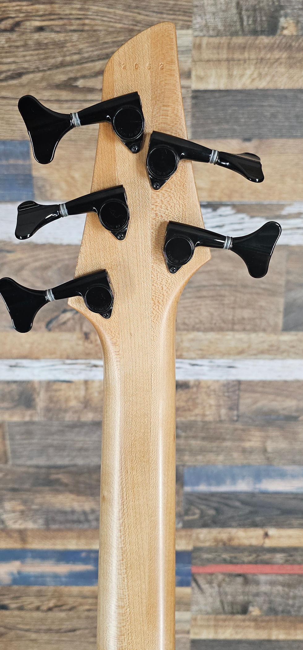 Thumbnail: Dingwall Voodoo (Z2) from the 1999 NAMM Show