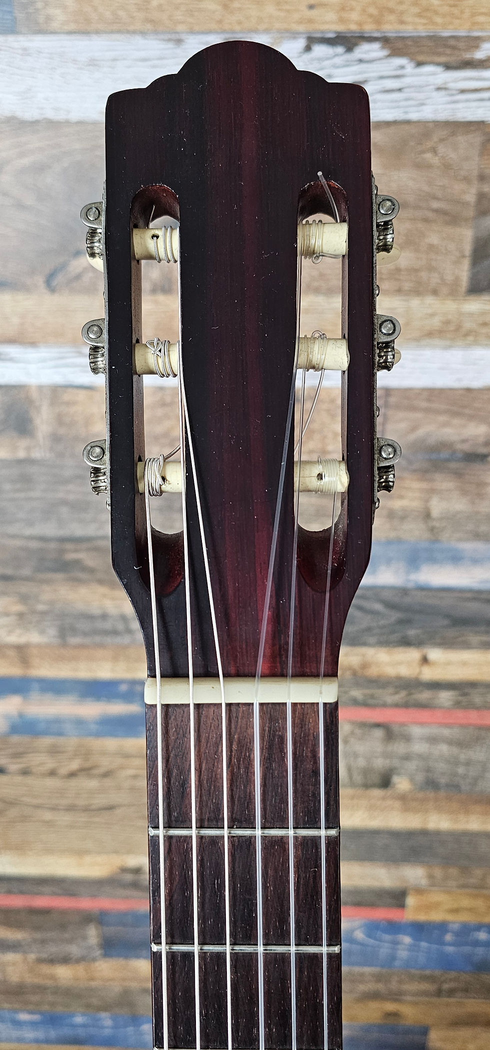 Thumbnail: 1965 Guild Mark II Classical