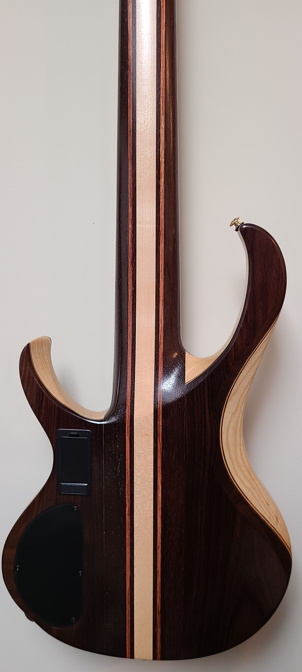 Thumbnail: Ibanez BTB1806 6-string Neck-through