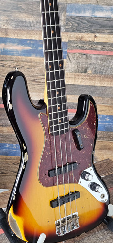 FENDER USA 62 J-BASS 3CS／3KB 71ziwH6o0OL._UF350,350_QL50_.jpg