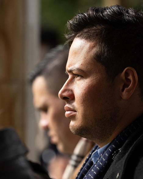 Piripi Winiata sitting on the paepae at the pōwhiri of the second intake of Te Pōkaitara, the Ngāti Kahungunu academy of language excellence