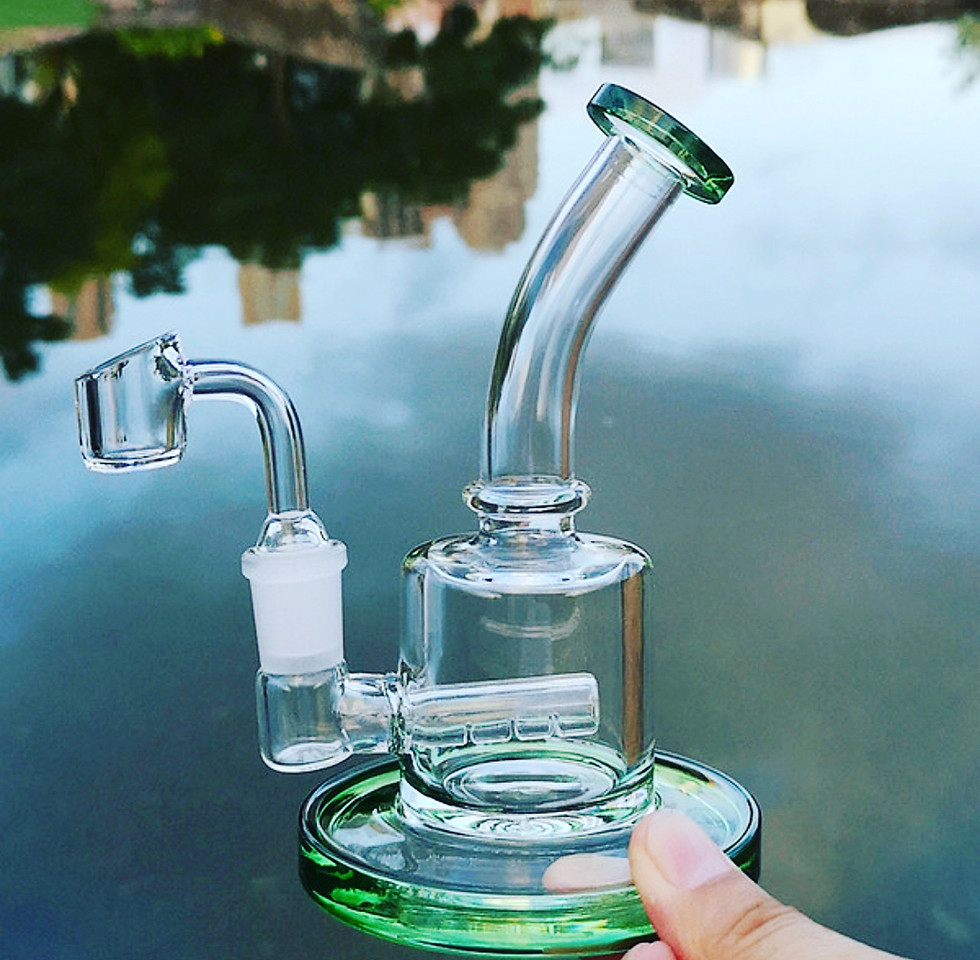Thumbnail: Glass Bongs 