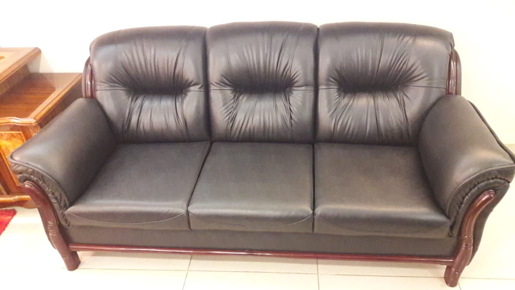 3 sitter sofa