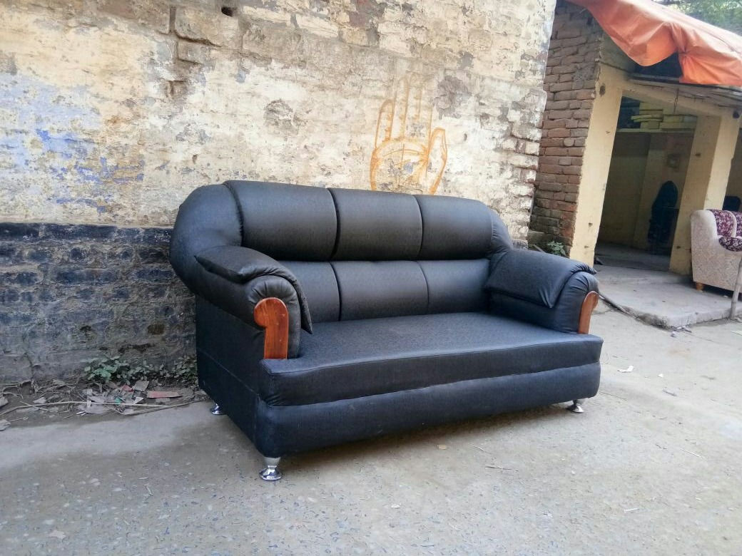 3 sitter sofa