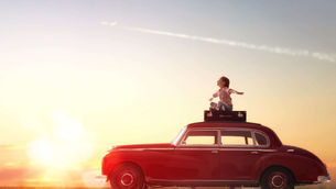 A Road Travel with Infant – Packing Checklist and Tips