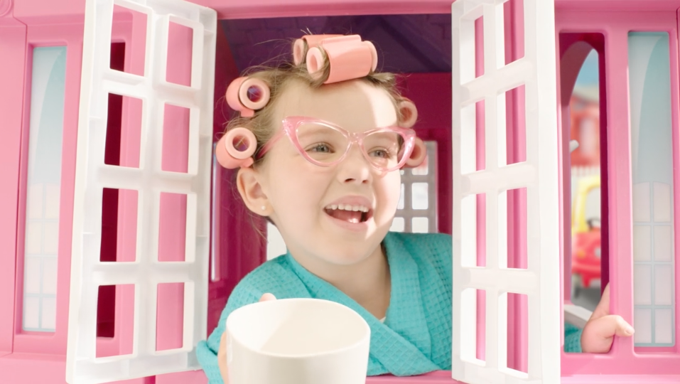 LITTLE TIKES NEIGHBORHOOD