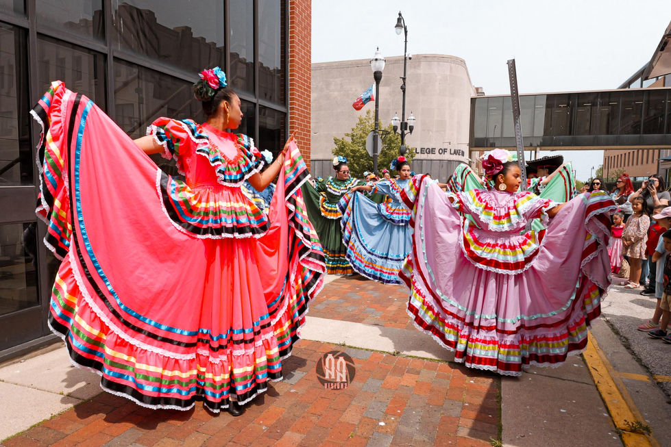 Antojitos El Alegre - Waukegan, IL - Grand Opening with Mayor Sam Cunnningham-1.jpg