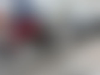 Acidente entre carro e moto deixa mulher ferida no centro de Delmiro Gouveia
