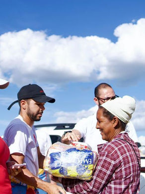 Prefeitura de Delmiro Gouveia conclui entrega de cestas básicas da Semana Santa na zona rural