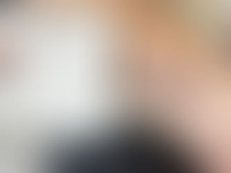 Mulher faz tatuagem no braço declarando apoio ao prefeito de Piranhas