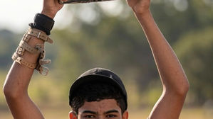 Delmirense Davy Queiroz, de 16 anos, é campeão da categoria Jovem em vaquejada realizada no Piau, Piranhas