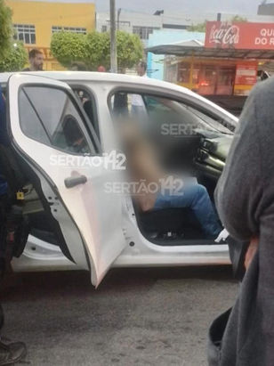 Policiais mortos: Yago Gomes deixou filha pequena; Denivaldo Jardel era pai de três