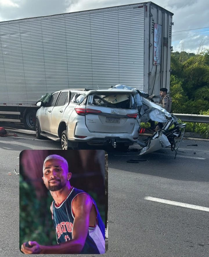Cantor Zau O Pássaro morre após batida entre carro e caminhão na Bahia
