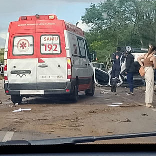 Colisão entre dois carros deixa um morto e dois feridos na AL-220, em Craíbas