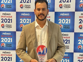 Ricardo Lima recebe prêmio como um dos políticos mais atuantes no estado de Alagoas