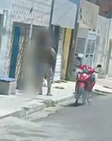 Homem com mandado de prisão em aberto é preso durante operação policial em Delmiro Gouveia