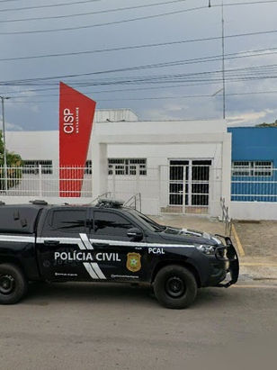 Homem que matou o próprio filho em Mata Grande se apresenta à polícia e alega legítima defesa