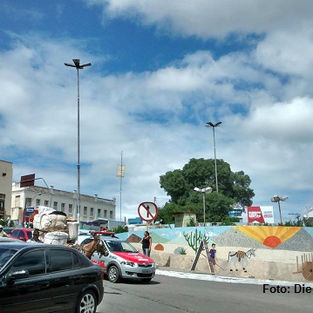 Polícia Civil de Alagoas prende professor de inglês por posse de material pornográfico infantojuvenil em Santana do Ipanema