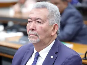 TRE de Alagoas julga ação que pode alterar mandato de Paulão na Câmara