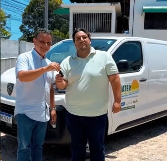 Inhapi recebe veículo furgão do PAA para reforçar a agricultura familiar