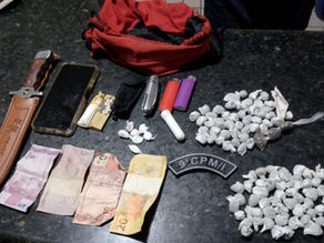 Suspeito é preso com drogas, dinheiro e anotações do tráfico em Olho d’Água das Flores