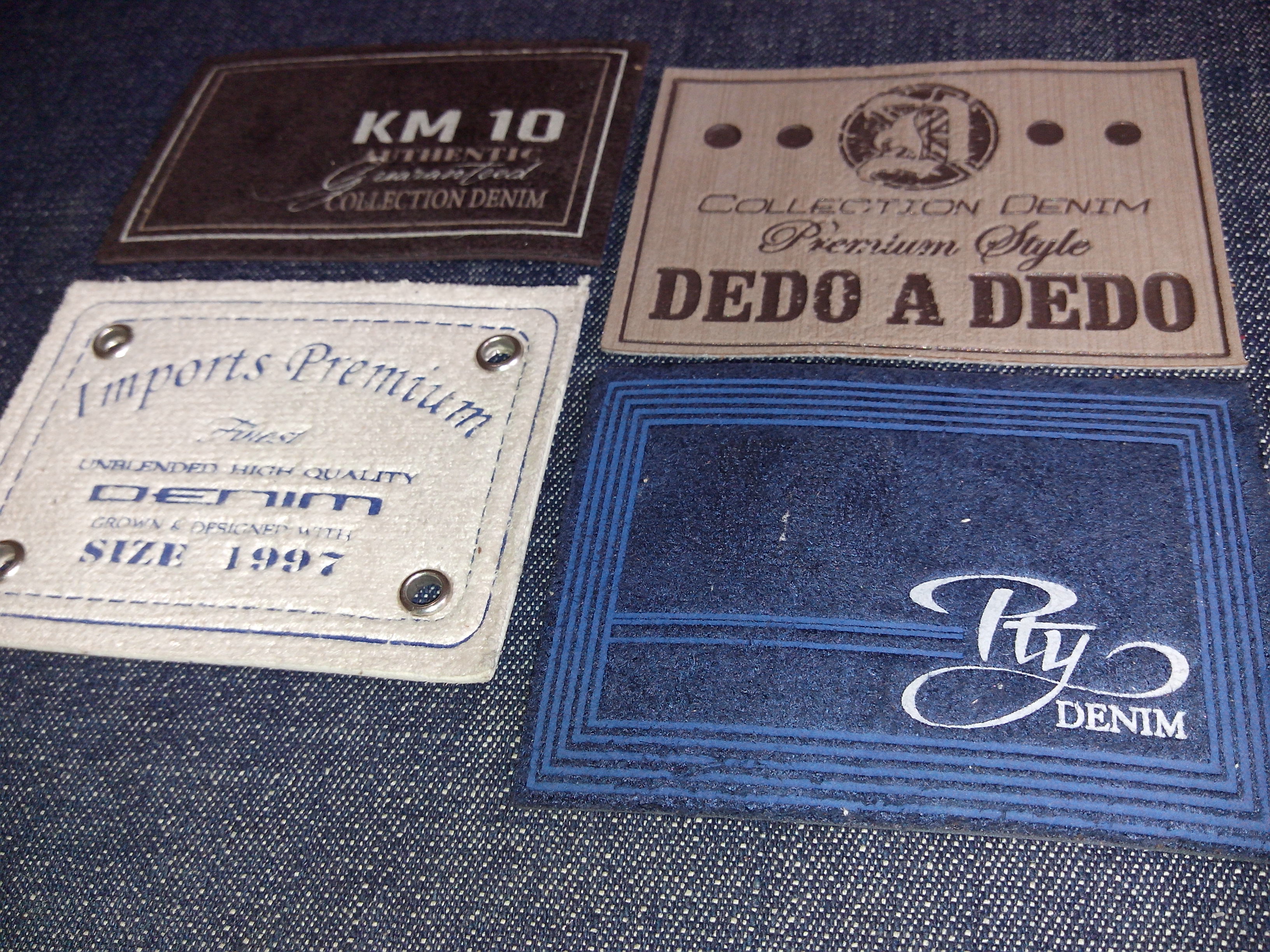 etiquetas de cós para jeans