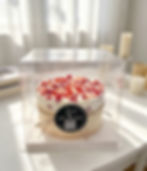 Sea Salt Strawberry Cheese Lava Cake草莓海盐奶盖爆浆蛋糕