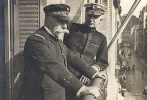 les amiraux Schwerer et Wilson Brest 1918.jpeg