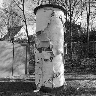 traurige Litfaßsäule