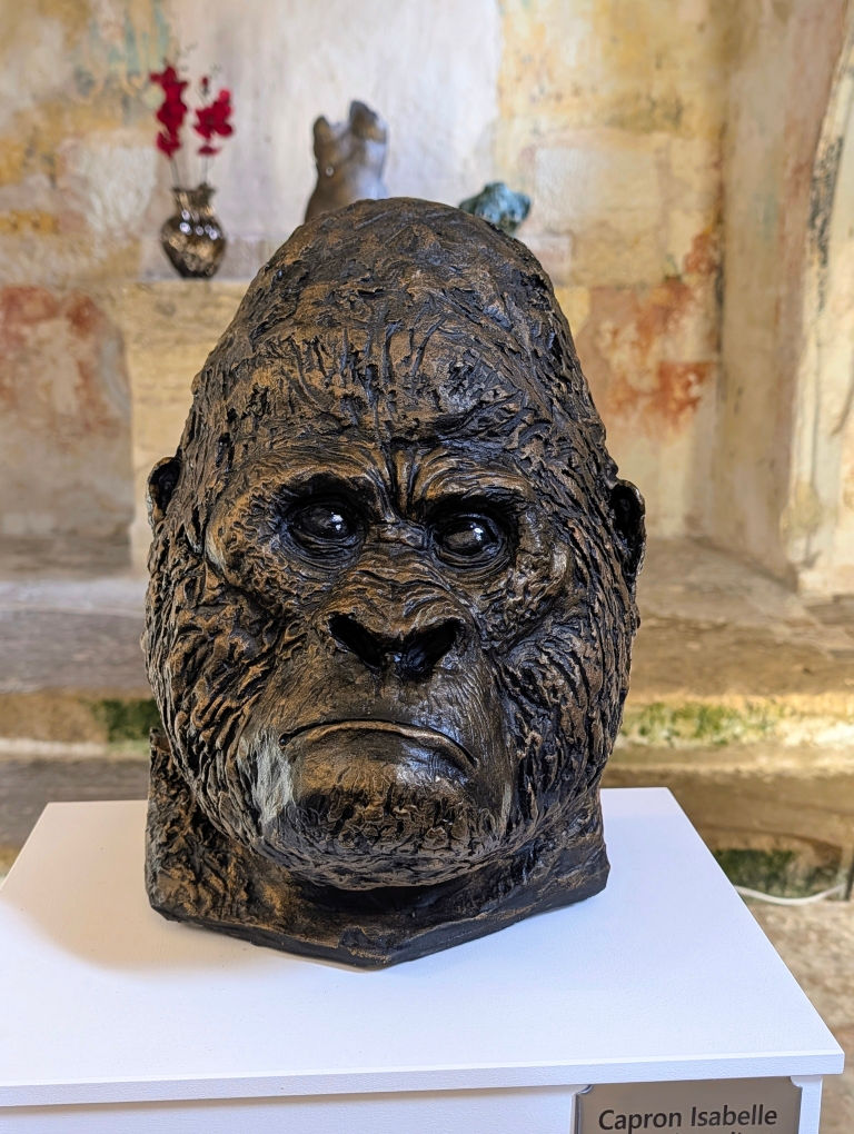 Joe, gorille ceramique par capron isabelle.jpg