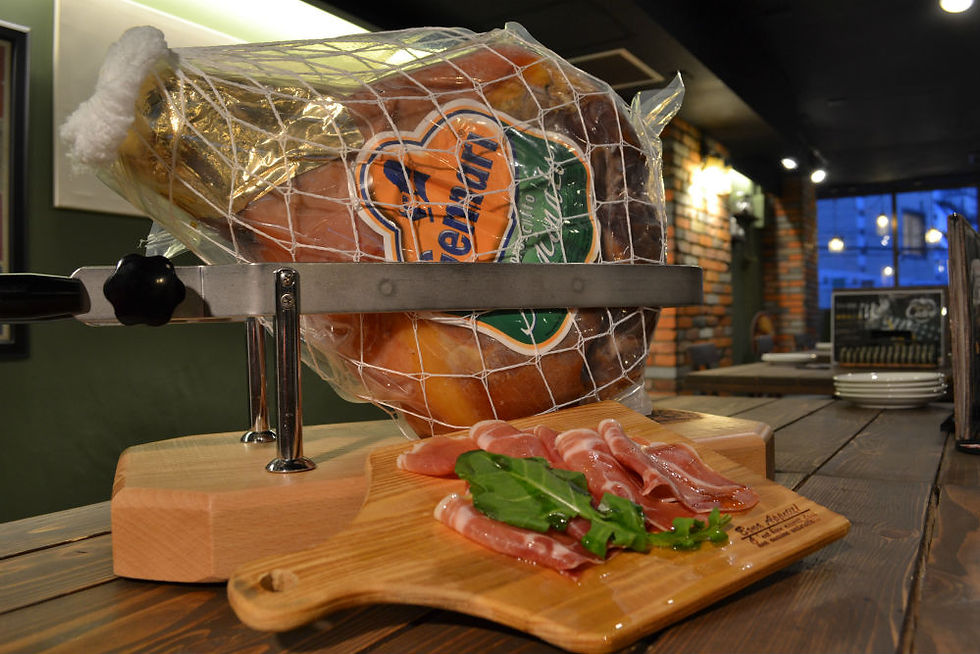 イタリア産原木生ハム 500yen