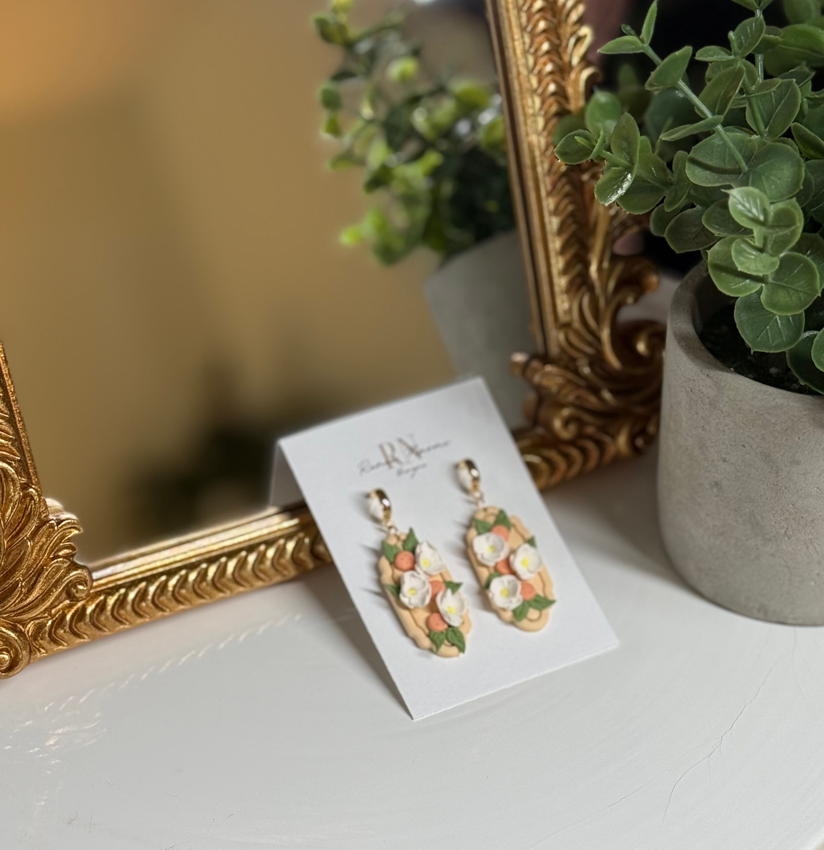 Floral peach dangle 